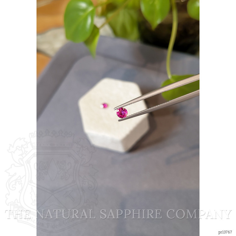 0.49 Ct.Tw. Pinkish Red Ruby Pair from Mozambique