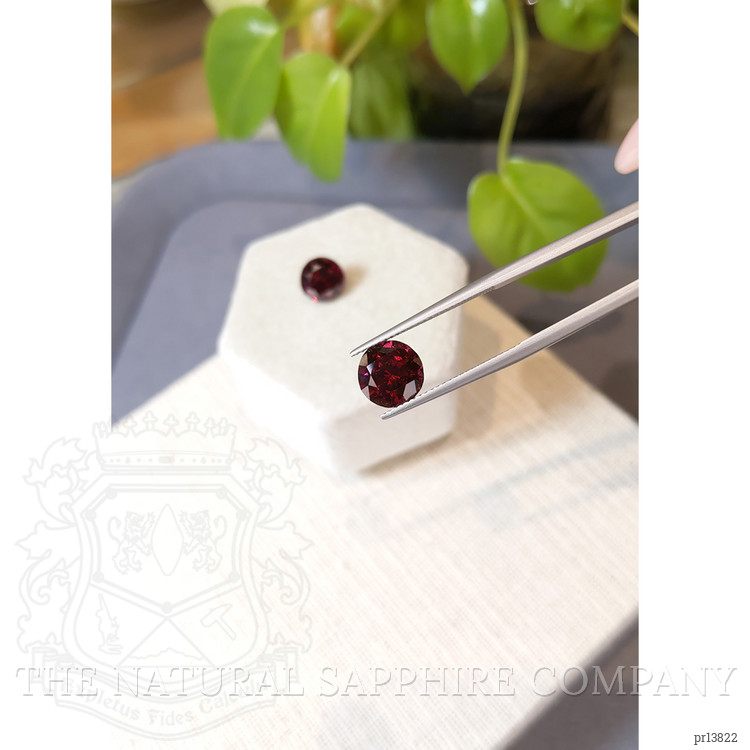 7.14 Ct.Tw. Pinkish Purple Rhodolite Garnet Pair from Tanzania