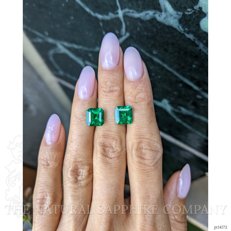 5.25 Ct.Tw. Emerald Pair from Colombia - Muzo