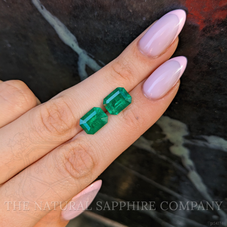 6.23 Ct.Tw. Emerald Pair from Colombia