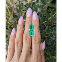 6.20&nbsp;Ct.Tw.Total Carat Weight Emerald Pair from Colombia Life Style