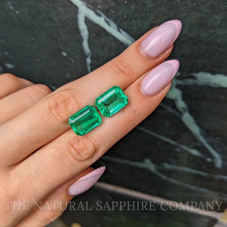 14.01 Ct.Tw. Emerald Pair from Colombia