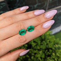 7.72&nbsp;Ct.Tw.Total Carat Weight Emerald Pair from Zambia Life Style