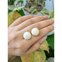31.54 Ct.Tw.Total Carat Weight Salmon and White Cabochon Coral Pair from Italy Life Style