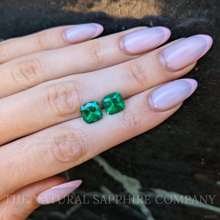 4.03 Ct.Tw. Emerald Pair from Colombia - Muzo