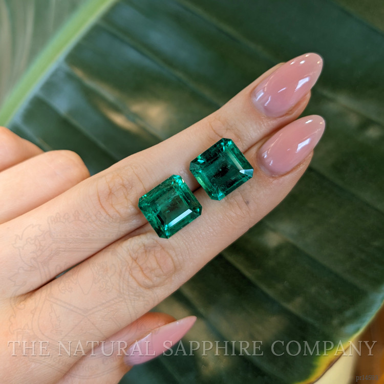 16.65 Ct.Tw. Emerald Pair from Zambia