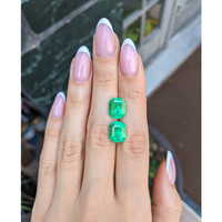 9.86&nbsp;Ct.Tw.Total Carat Weight Emerald Pair from Colombia Life Style