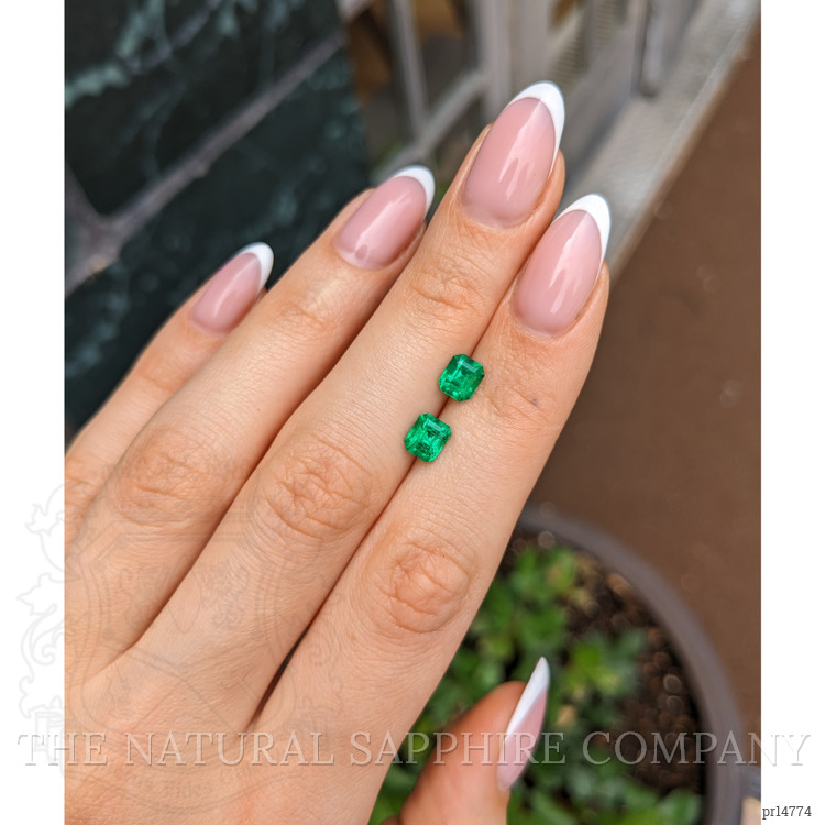 1.59 Ct.Tw. Emerald Pair from Colombia - Muzo