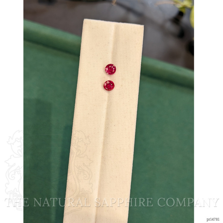 1.01 Ct.Tw. Pinkish Red Ruby Pair from Burma (Myanmar)