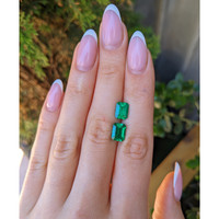 3.47&nbsp;Ct.Tw.Total Carat Weight Emerald Pair from Colombia Life Style
