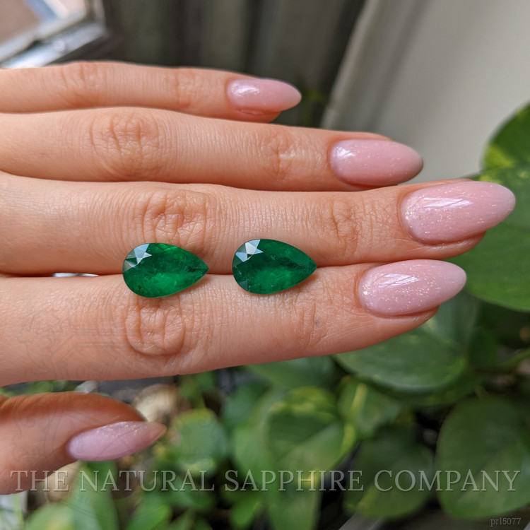 9.30 Ct.Tw. Emerald Pair from Brazil