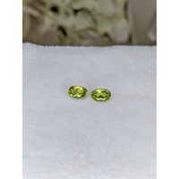0.95&nbsp;Ct.Tw.Total Carat Weight Yellowish Green Peridot Pair from Brazil Life Style