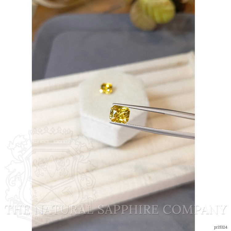 5.07 Ct.Tw. Yellow Sapphire Pair from Ceylon (Sri Lanka)