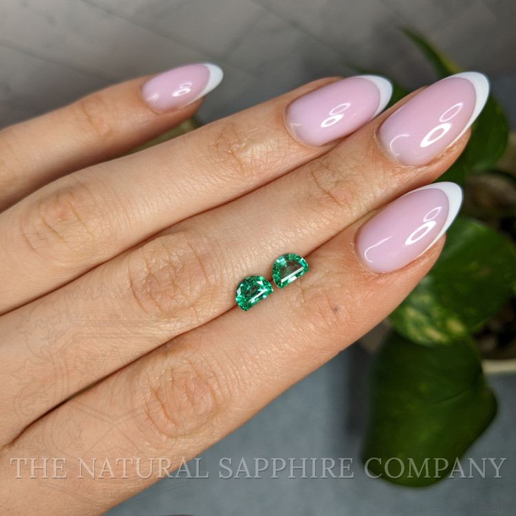 1.00 Ct.Tw. Emerald Pair from Colombia