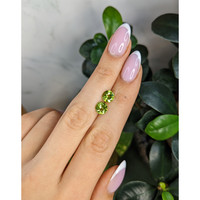 2.56&nbsp;Ct.Tw.Total Carat Weight Yellowish Green Peridot Pair from Pakistan Life Style