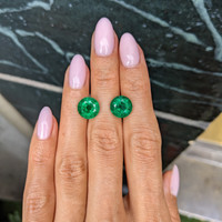 7.23&nbsp;Ct.Tw.Total Carat Weight Emerald Pair from Zambia Life Style