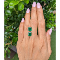 4.87&nbsp;Ct.Tw.Total Carat Weight Emerald Pair from Zambia Life Style
