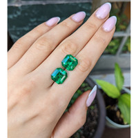 12.20 Ct.Tw.Total Carat Weight Emerald Pair from Colombia Life Style