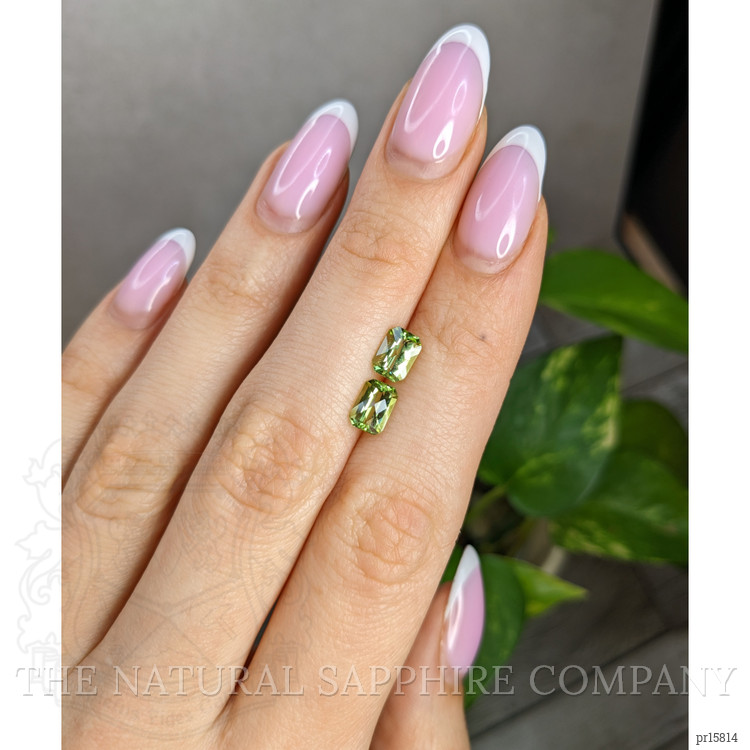 2.27 Ct.Tw. Green (Lime Green) Peridot Pair from Brazil