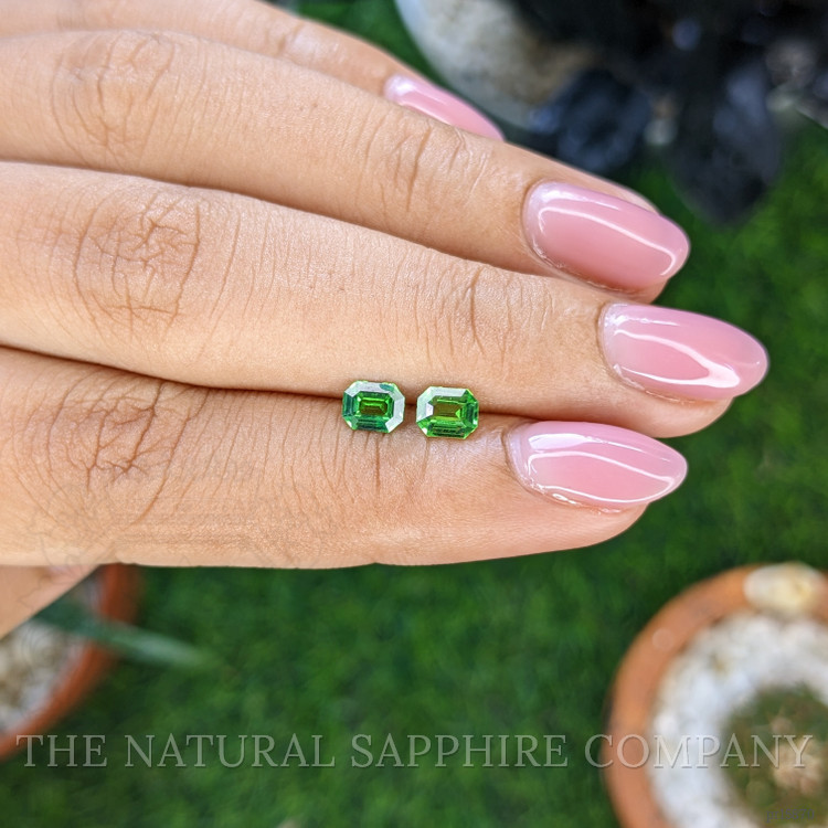 0.85 Ct.Tw. Tsavorite Garnet Pair from Tanzania