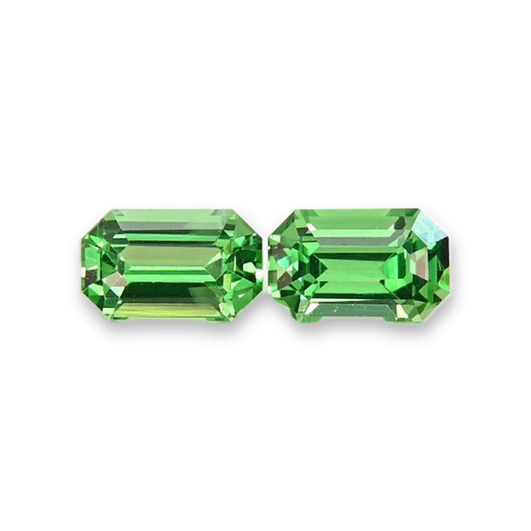 0.76 Ct.Tw. Tsavorite Garnet Pair from Tanzania