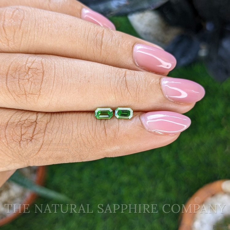 0.76 Ct.Tw. Tsavorite Garnet Pair from Tanzania