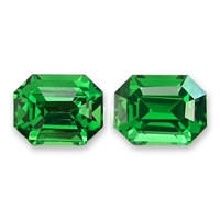 0.52&nbsp;Ct.Tw.Total Carat Weight Tsavorite Garnet Pair from Tanzania Video