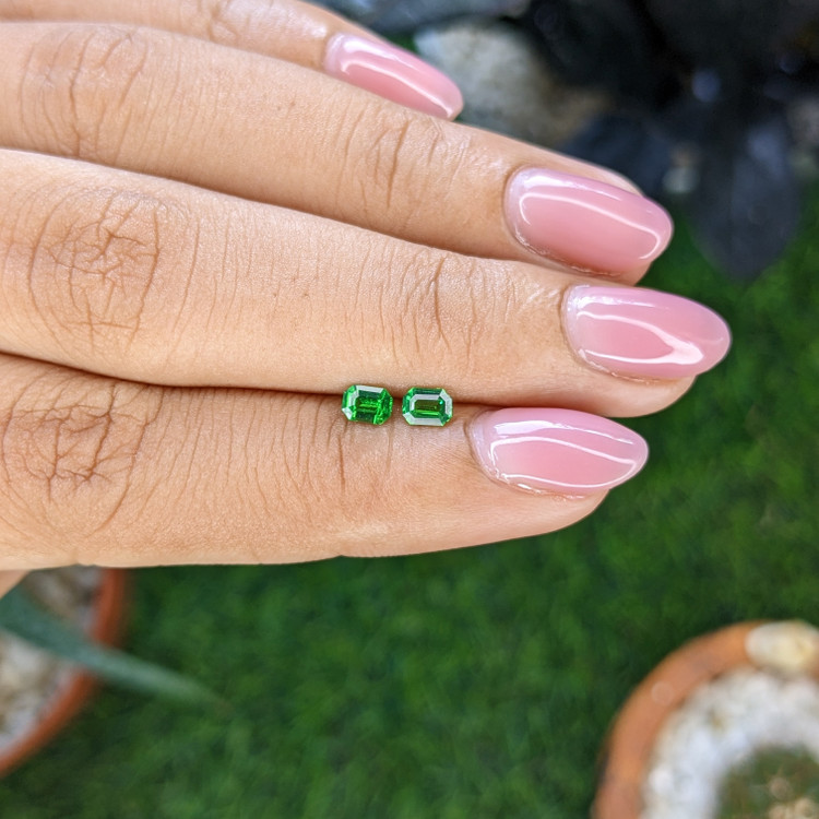 0.41 Ct.Tw. Tsavorite Garnet Pair from Tanzania