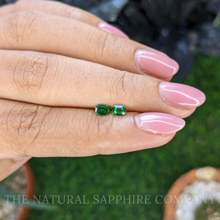 0.47 Ct.Tw. Tsavorite Garnet Pair from Tanzania