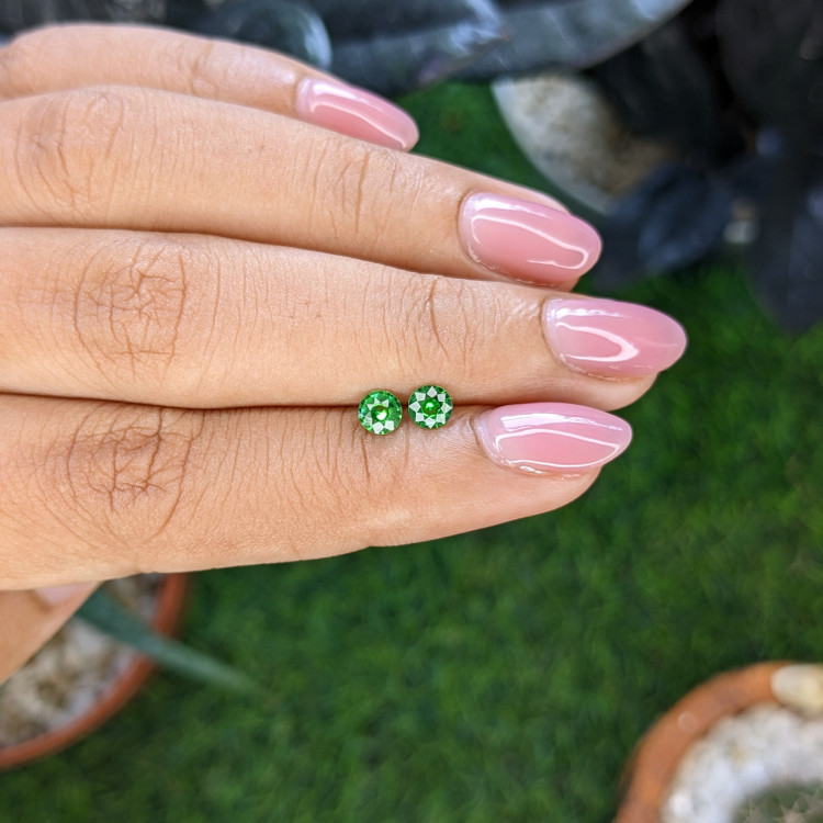 0.50 Ct.Tw. Tsavorite Garnet Pair from Tanzania