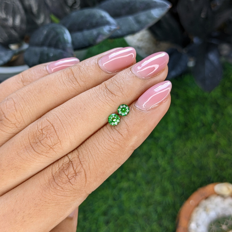 0.50 Ct.Tw. Tsavorite Garnet Pair from Tanzania