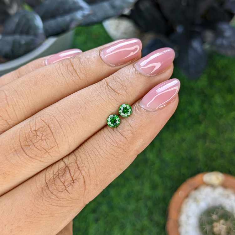 0.60 Ct.Tw. Tsavorite Garnet Pair from Tanzania