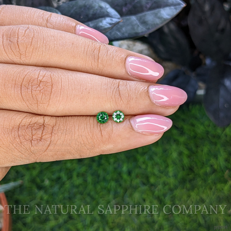 0.58 Ct.Tw. Tsavorite Garnet Pair from Tanzania