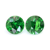 0.56 Ct.Tw.Total Carat Weight Tsavorite Garnet Pair from Madagascar Video