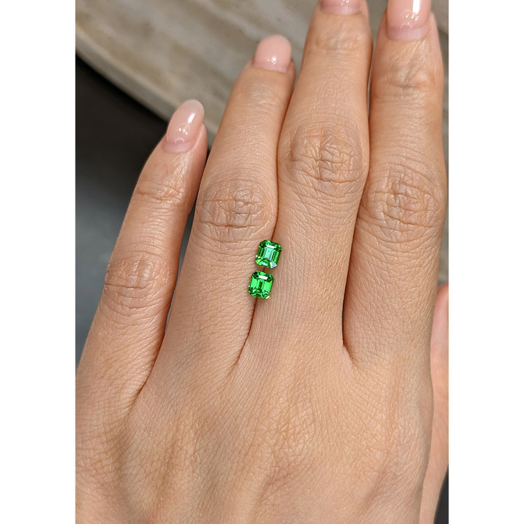 1.00 Ct.Tw. Tsavorite Garnet Pair from Tanzania