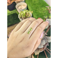 1.64&nbsp;Ct.Tw.Total Carat Weight Green (Lime Green) Cabochon Peridot Pair from Ceylon (Sri Lanka) Life Style