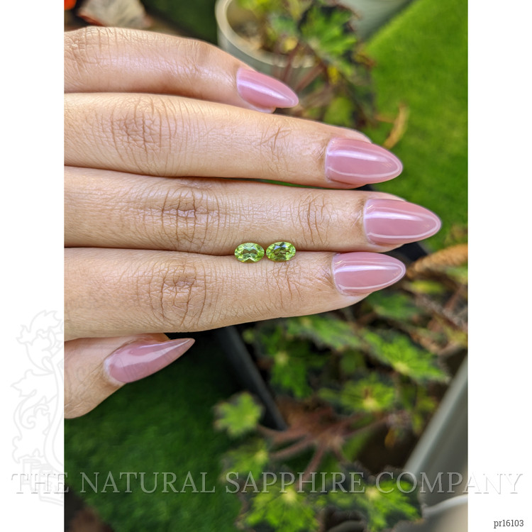 1.01 Ct.Tw. Yellowish Green Peridot Pair from Ceylon (Sri Lanka)