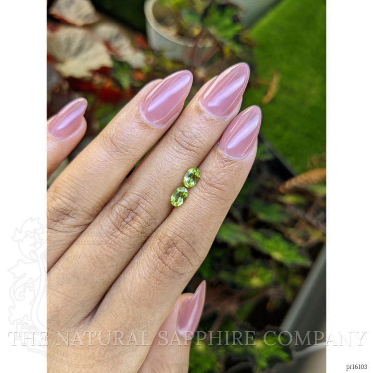 1.01 Ct.Tw. Yellowish Green Peridot Pair from Ceylon (Sri Lanka)