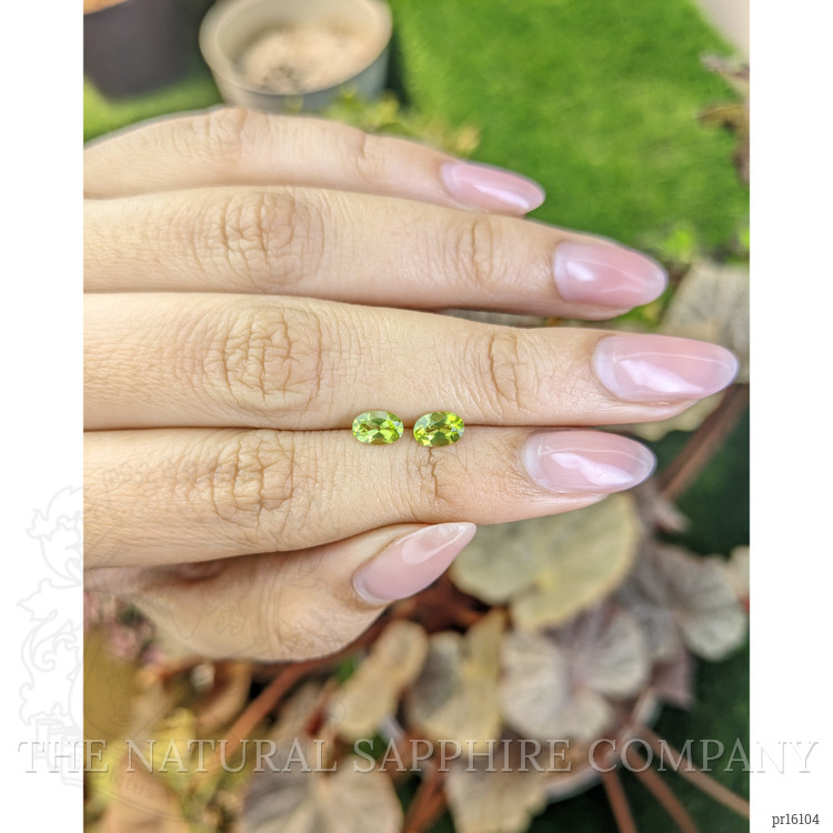 0.90 Ct.Tw. Yellowish Green Peridot Pair from Ceylon (Sri Lanka)