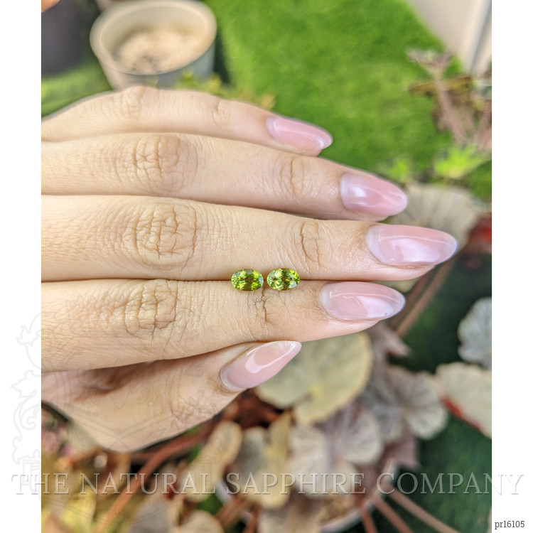 1.10 Ct.Tw. Green (Lime Green) Peridot Pair from Ceylon (Sri Lanka)