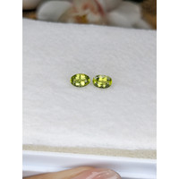1.10&nbsp;Ct.Tw.Total Carat Weight Green (Lime Green) Peridot Pair from Ceylon (Sri Lanka) Life Style