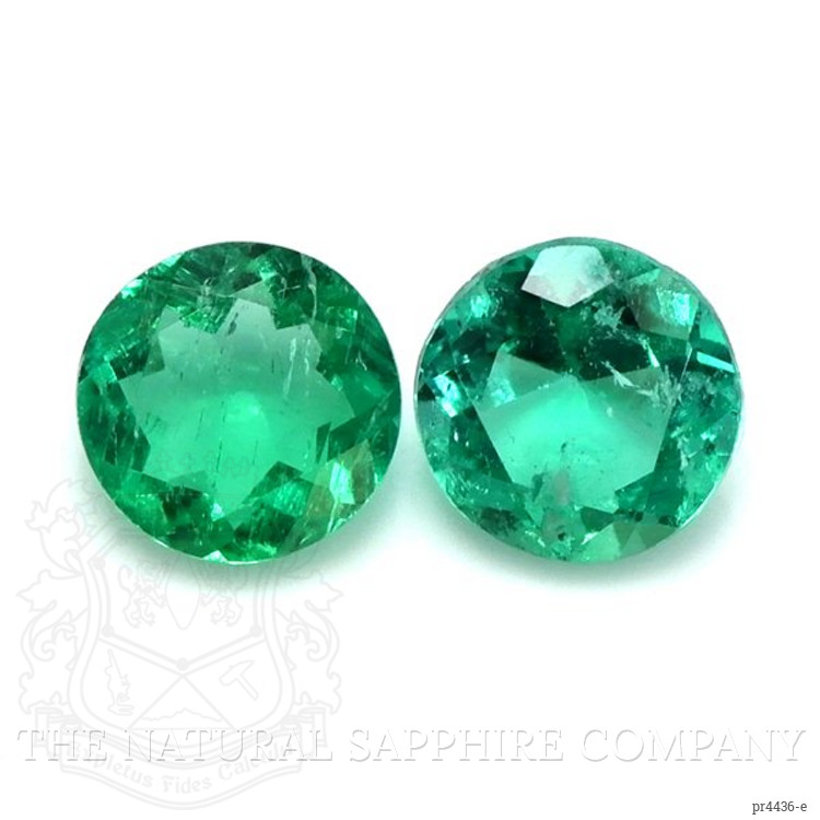 0.66 Ct.Tw. Emerald Pair from Colombia