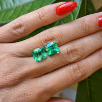 5.37 Ct.Tw.Total Carat Weight Emerald Pair from Colombia Life Style