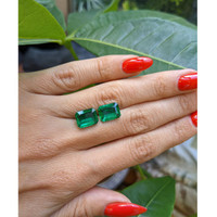5.62 Ct.Tw.Total Carat Weight Emerald Pair from Zambia Life Style