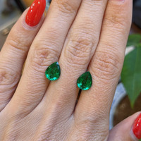 2.96 Ct.Tw.Total Carat Weight Emerald Pair from Zambia Life Style