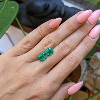3.63 Ct.Tw.Total Carat Weight Emerald Pair from Colombia Life Style