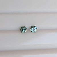 0.55&nbsp;Ct.Tw.Total Carat Weight Green Sapphire Pair from Ceylon (Sri Lanka) Life Style
