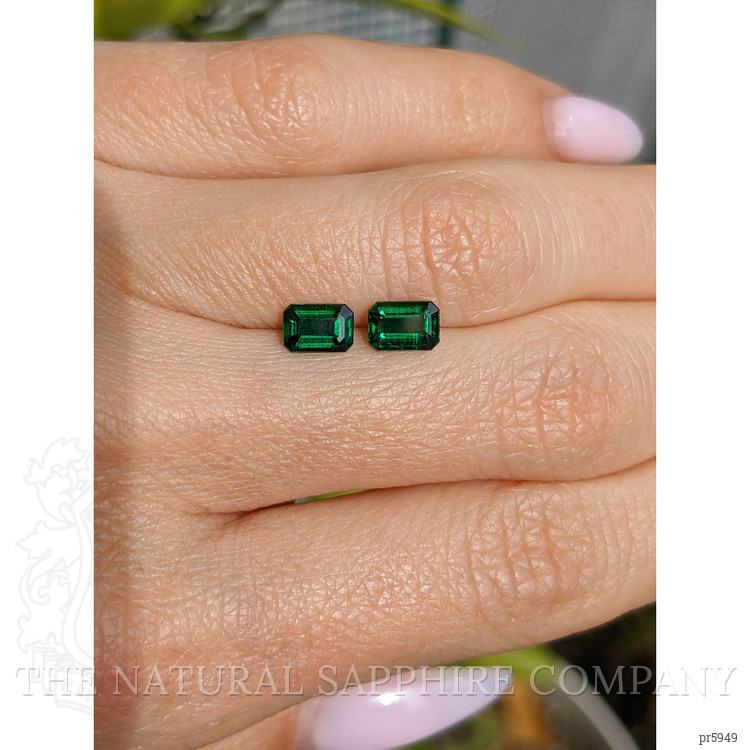 1.05 Ct.Tw. Emerald Pair from Zambia
