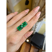 10.33 Ct.Tw.Total Carat Weight Emerald Pair from Zambia Life Style