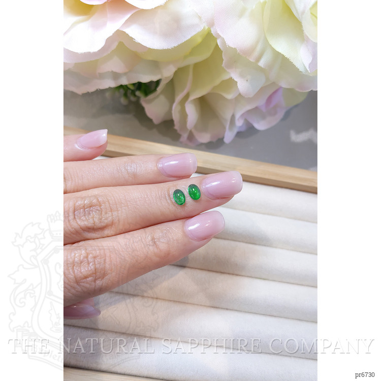 0.72 Ct.Tw. Cabochon Emerald Pair from Brazil